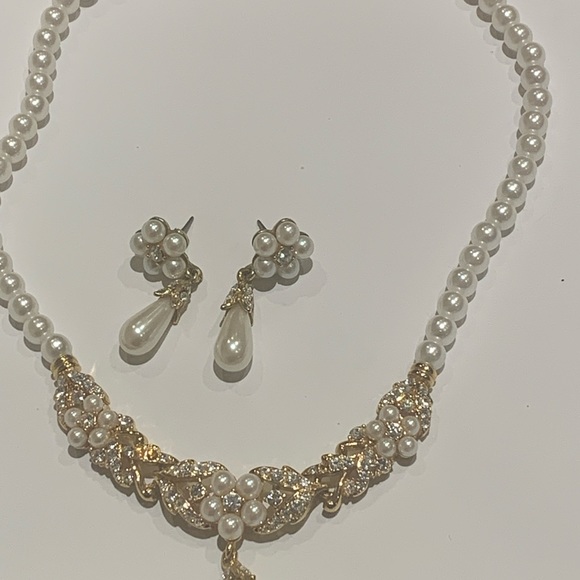 STUNNING VINTAGE VENDOME/CORO NECKLACE SET - Picture 4 of 6